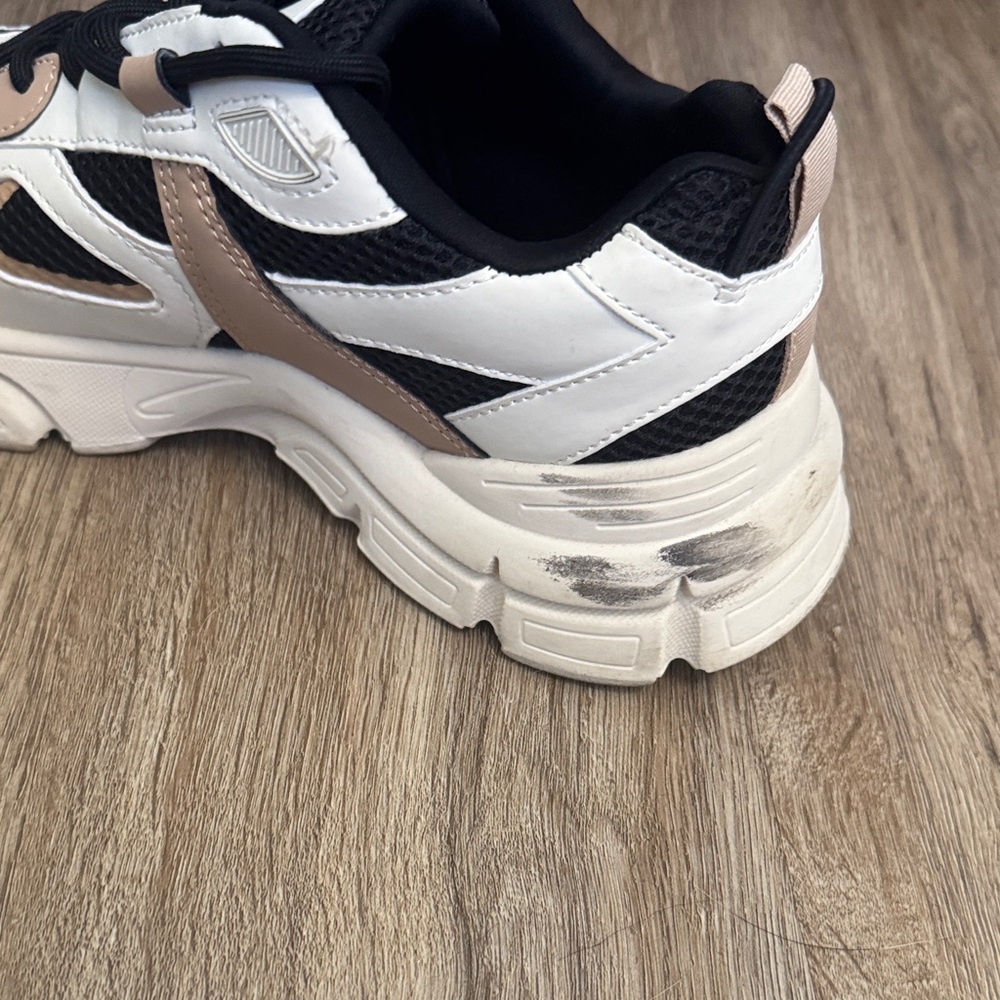 Steve Madden Black, White, and Tan Chunky Sneakers - Picture 6 of 9